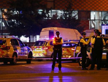 Με χαρακτηριστικά τρομοκρατίας η επίθεση σε τέμενος στο Λονδίνο - Μουσουλμάνοι όλα τα θύματα (βίντεο)